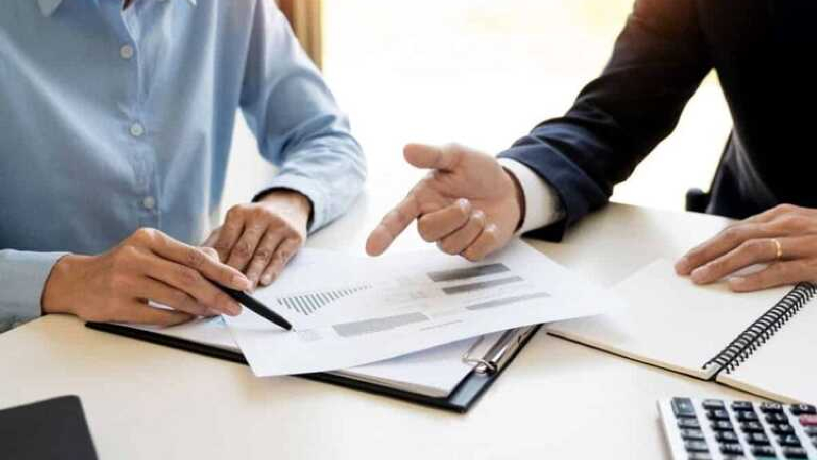 Is It Worth Using a Tax Agent in Australia